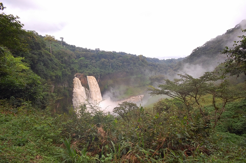 DSC_8246.JPG - waterfall Erom