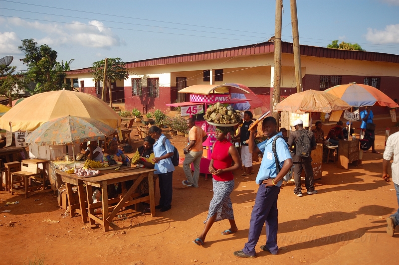 DSC_8982.JPG - Foumban