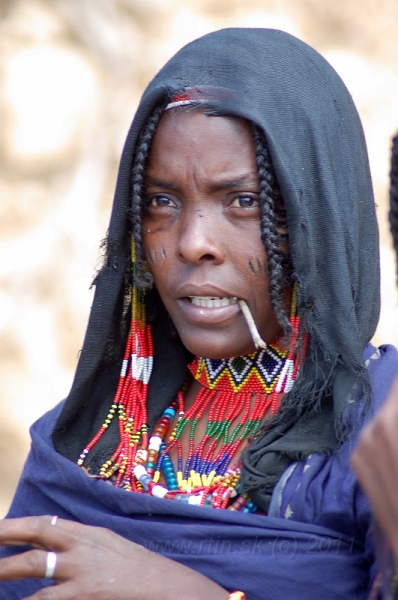DSC_1197.JPG - Afar girl