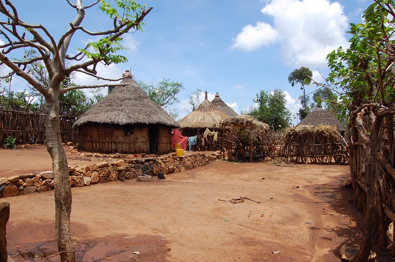 DSC_2644.JPG - Konso village