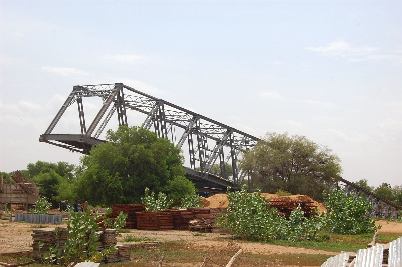 DSC_2827.JPG - Chinese Bridge in Omorate
