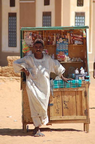 DSC_5468.JPG - 30km north from Khartoum